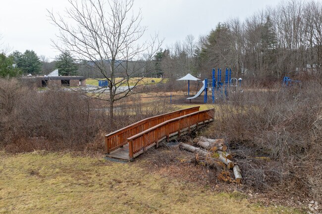 Luther Conant School is a public school in Acton for students grades K-6.