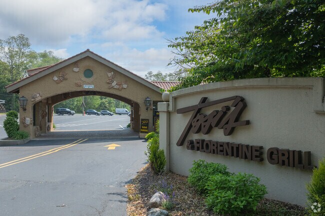 Tosi's is an authentic taste of Italian steps from Lake Michigan near Shoreham.