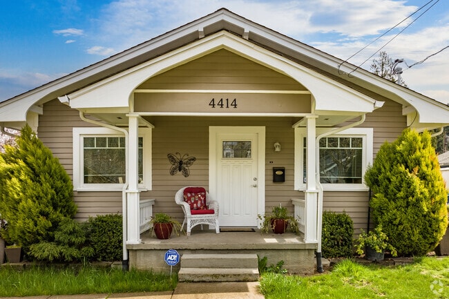 A small front porch allows residents in Sumner to enjoy the outdoors.