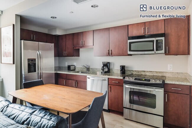 2221 I St NW unit FL4-ID982, Washington, DC 20037 - photo 5