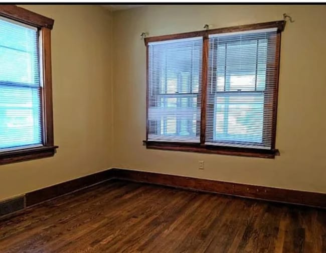 2716 N 48th St, Omaha, NE 68104 - photo 3