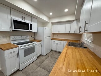 4554 E Paradise Village Pkwy N, Phoenix, AZ 85032