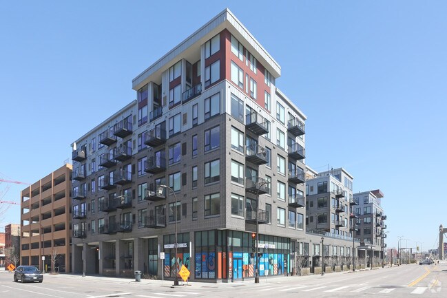 Maverick, Minneapolis, MN 55401 - photo 4