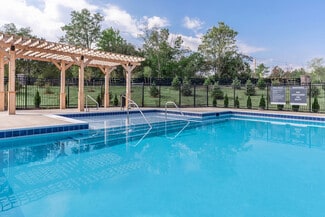 4695 Hall Rd, Columbus, OH 43228