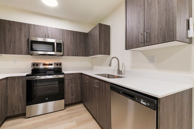 Brand New Apartments for Rent | 1, 2 & 3 Bedrooms Available | Parking + Patios - ONE MONTH FREE!, Bellingham, WA 98226 - photo 6