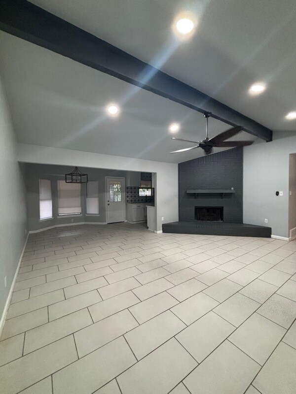 1212 N Creek Dr, Fort Worth, TX 76179 - photo 6