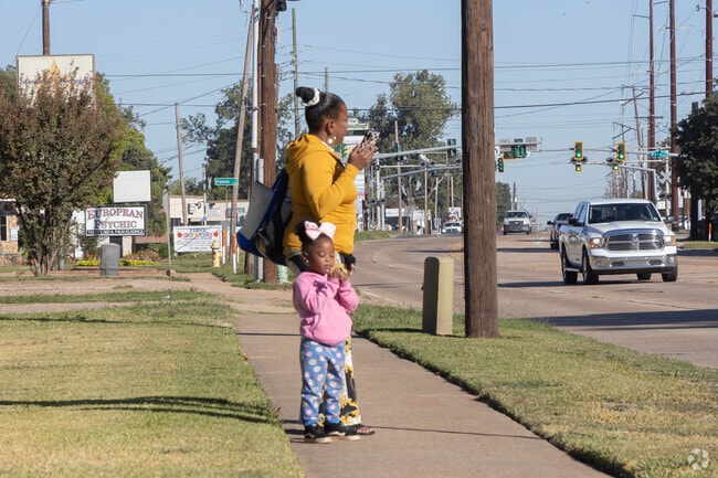 A mom takes her little girl to school on this Bossier Parish morning.