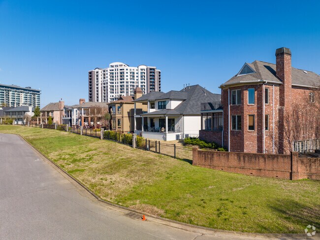 South Main features a number of expansive homes with park and river views.