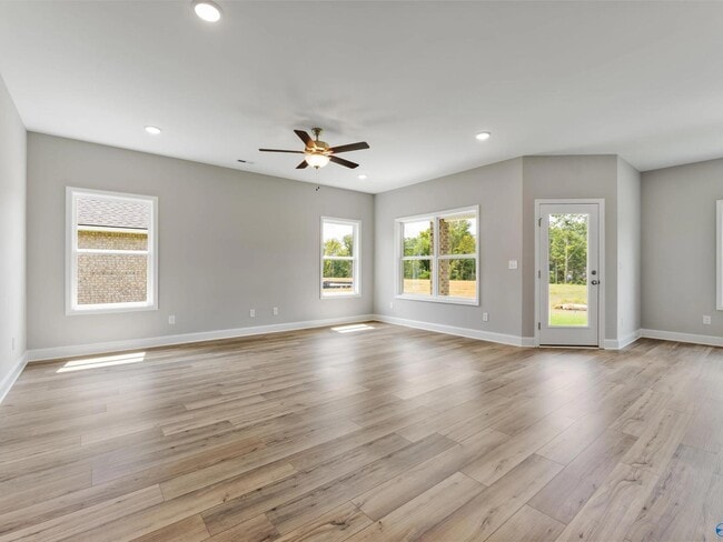 6223 Pisgah Dr NW, Huntsville, AL 35810 - photo 3