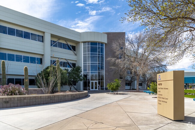 Corona de Tucson is near the UA Tech Park which houses top Tucson employers, such as Raytheon.
