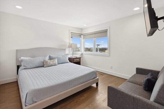 960 9th Ave S unit ID1051680P, Nashville, TN 37203 - photo 6