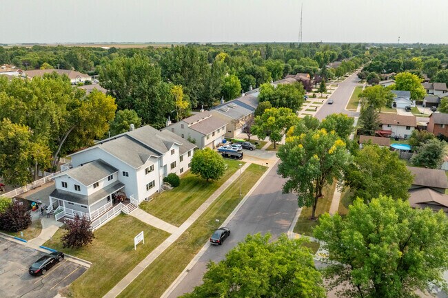 Condo and twin homes line a street in Southpointe.
