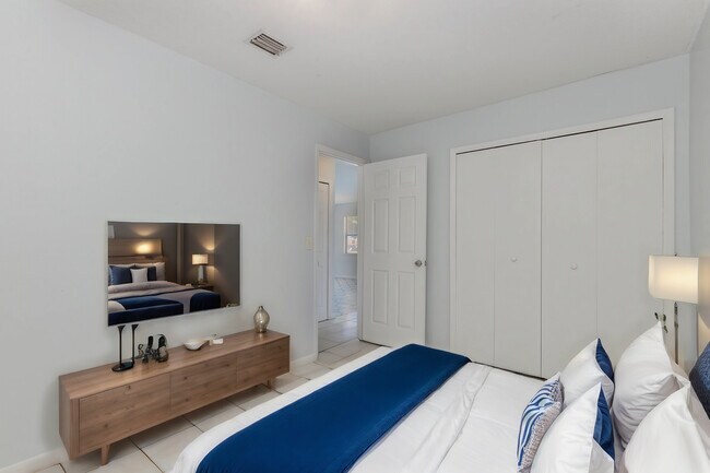 3221 Pershing St, Kissimmee, FL 34741 - photo 6