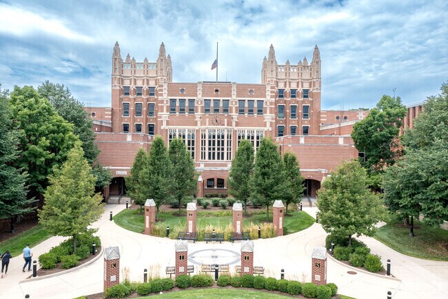 High school students in Crown Park can attend Evanston Township High School.