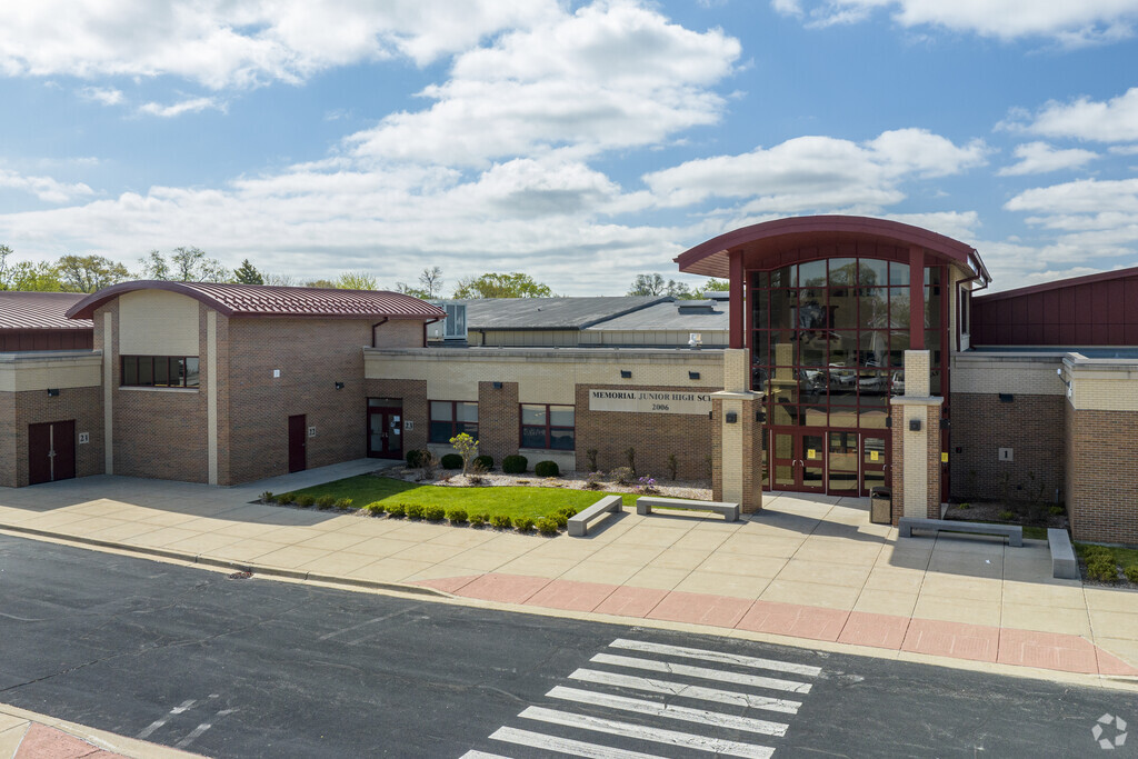 Memorial Jr. High School in Lansing is founded on responsibility, respect, and safety.