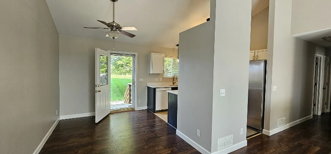 8709 N 153rd St, Bennington, NE 68007 - photo 3