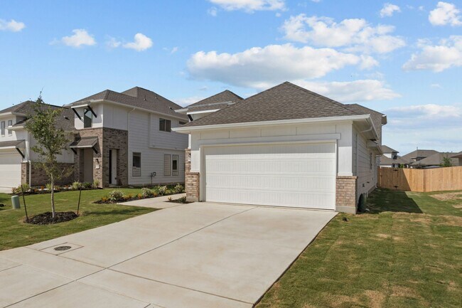 10269 Bartenheim Dr, Schertz, TX 78154 - photo 3