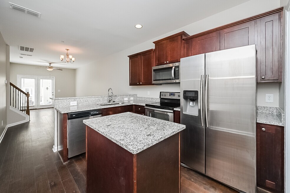 Hickory Station, Mount Juliet, TN 37122 - photo 1