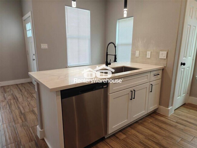 4124 Vaughn St, Houston, TX 77016 - photo 3