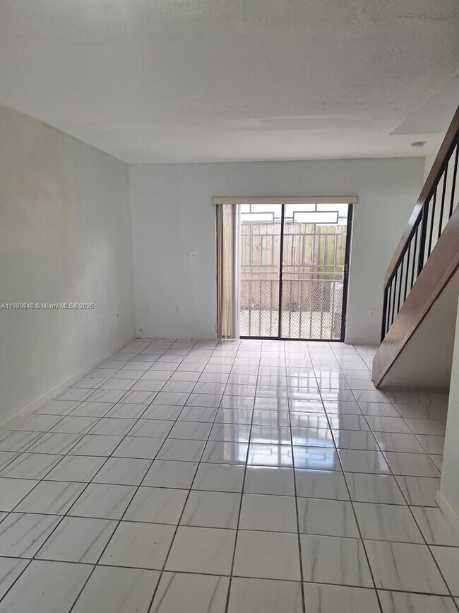 11781 SW 18th St, Miami, FL 33175 - photo 3