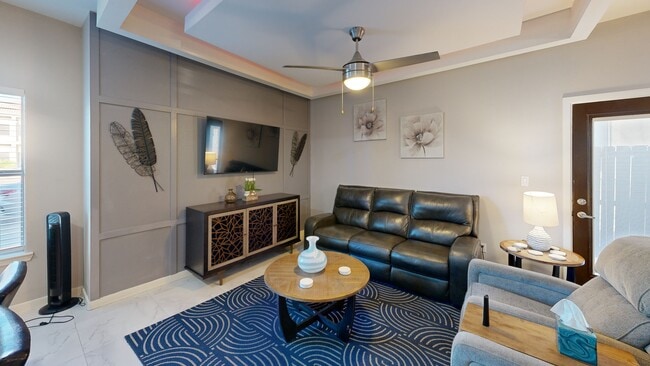 3013 S L St unit c, McAllen, TX 78503 - photo 2