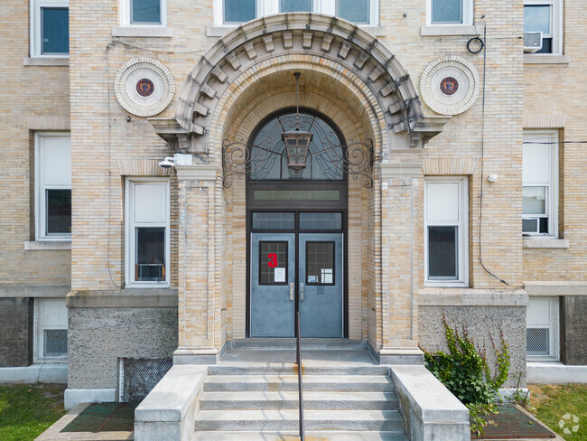 Lincoln Elementary Community  School building is a piece of history with beautiful architecture