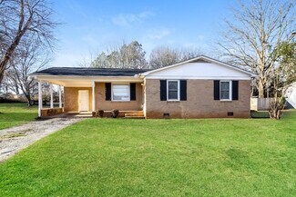 649 Woodmont Cir, Anderson, SC 29624