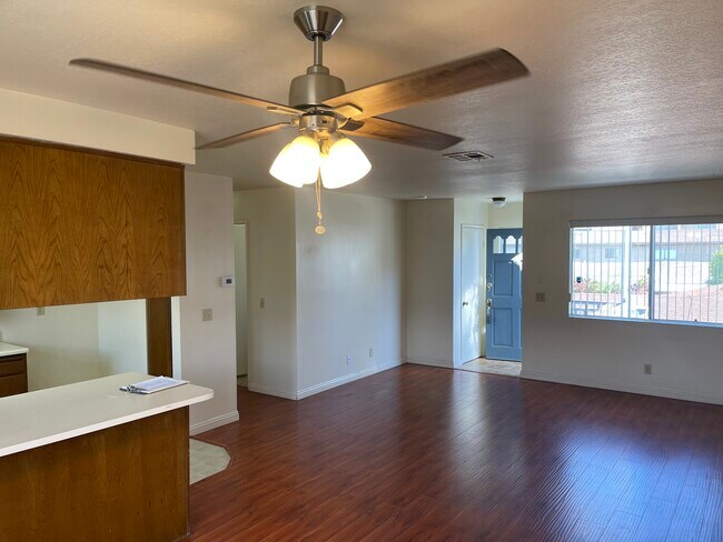 4506 W 172nd St unit B, Lawndale, CA 90260 - photo 5