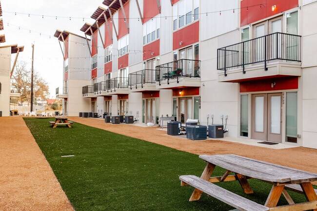 Peanut Factory, San Antonio, TX 78207 - photo 5