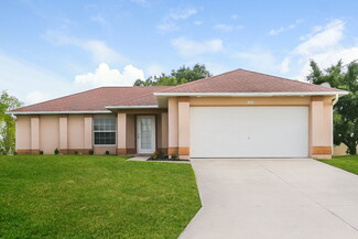 1402 SW 39th Terrace, Cape Coral, FL 33914