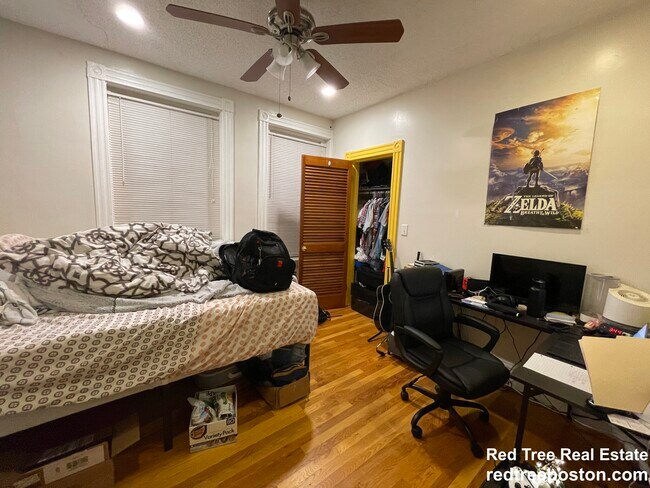 127 Cedar St unit 1, Roxbury, MA 02119 - photo 6