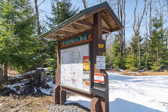 Cherry Creek has a wide range of trails that include equestrian paths from horseback riding.