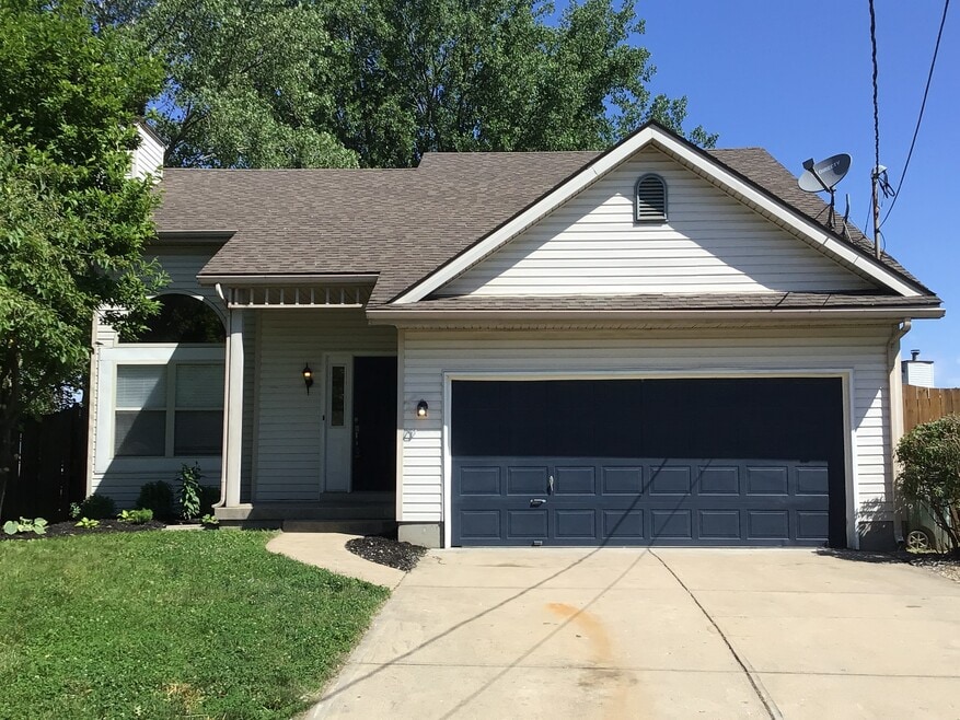 4705 Norwich Ct, Middletown, OH 45044 - photo 1