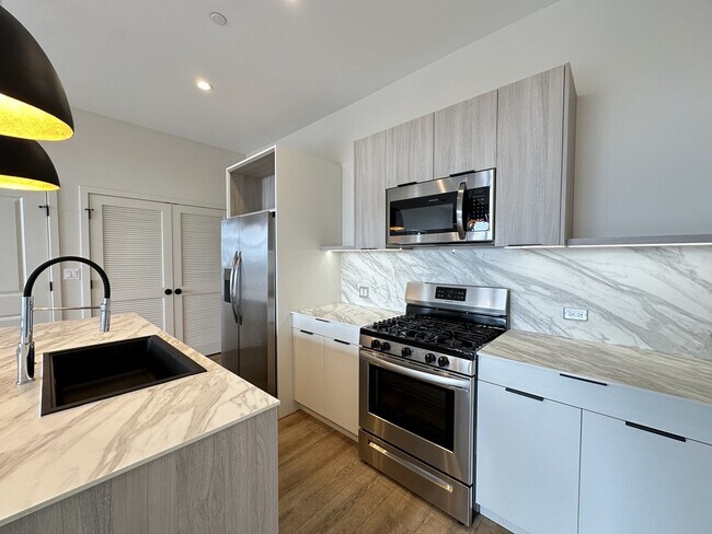 3215 N Narragansett Ave unit K08J, Chicago, IL 60634 - photo 6