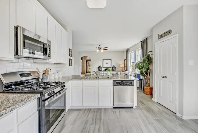 12432 Lexington Heights Dr unit 36490030, Willis, TX 77318 - photo 7