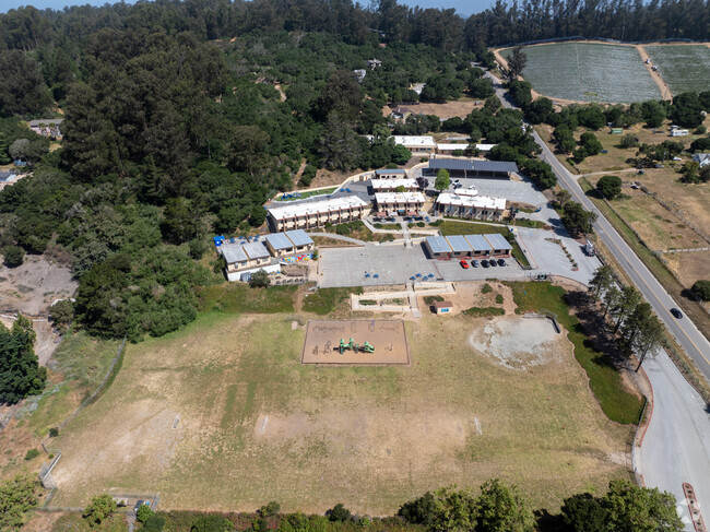 Located at 147 Echo Valley Rd, Echo Valley Elementary is in the North Monterey County.