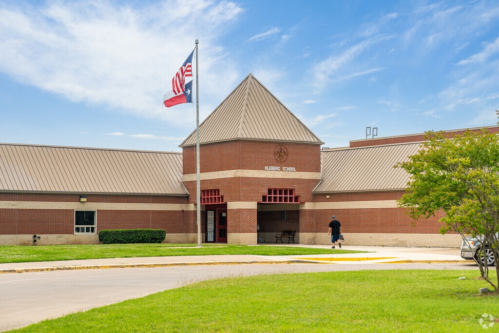 Kleberg Students have an opportunity to attend Kleburg Elementary School.