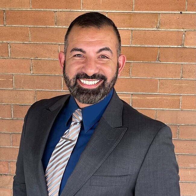 Agent Photo