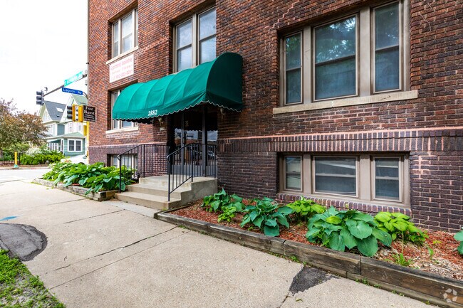 2876 Humboldt Ave S, Minneapolis, MN 55408 - photo 5