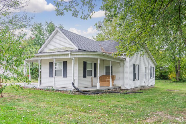 Many homes in Ashland draw inspiration from traditional architecture.
