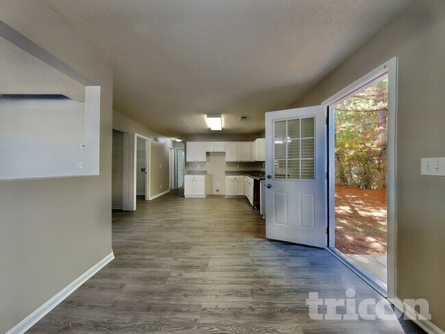 7360 Old Chapel, Atlanta, GA 30349 - photo 5