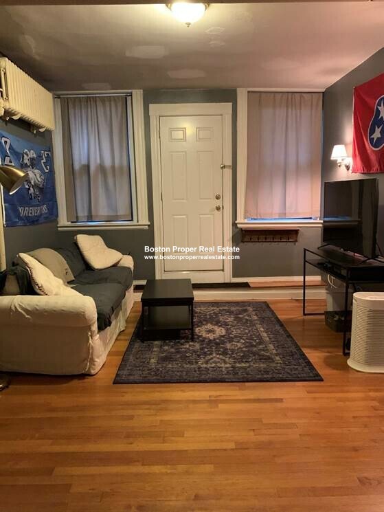 583 Beacon St Unit B, Boston, MA 02215