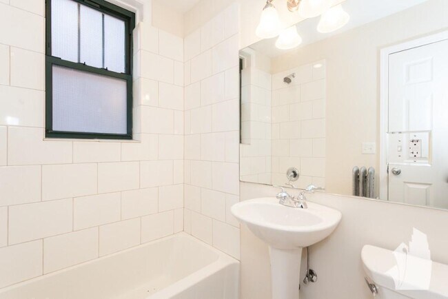429 W Surf St unit 1H, Chicago, IL 60657 - photo 4