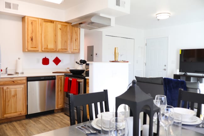 10 Gentry Way unit 101, Reno, NV 89502 - photo 4