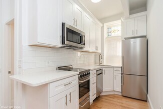 121 Park Dr, Boston, MA 02215