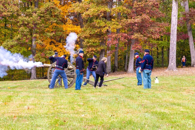 Mayor Kelly Burk assists at the 163rd Battle of Ball's Bluff in Leesburg.