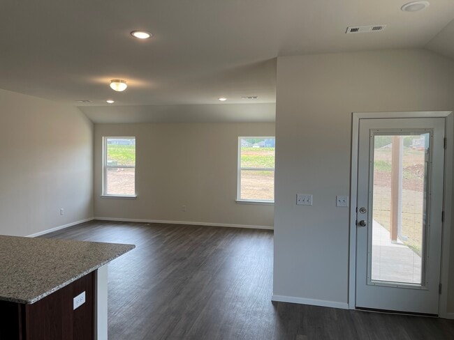 2995 W Azurite St, Fayetteville, AR 72704 - photo 2