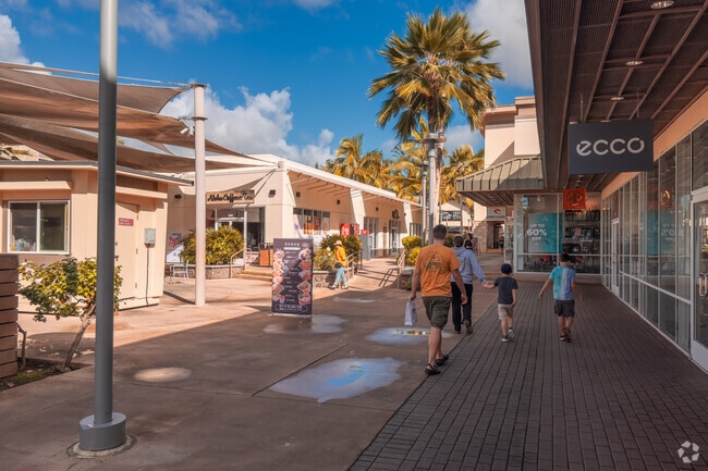 The Waikele Outlets are popular with tourists and locals in Waipahu.