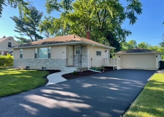 3018 Chafin Ave, East Troy, WI 53120