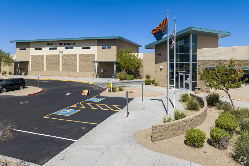 Skyline Prep High School in Phoenix offers a diverse education in academics, athletics and arts.